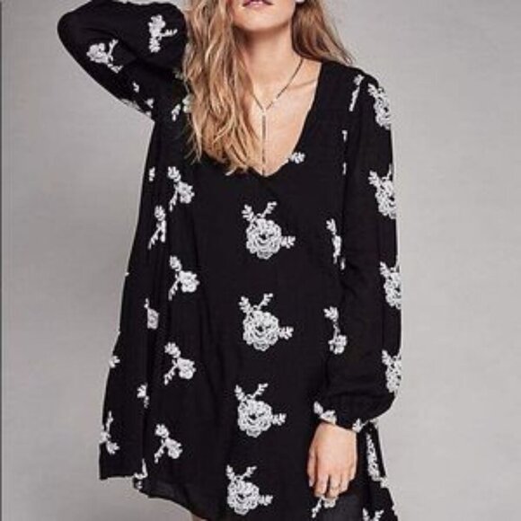 Free People Dresses & Skirts - Free People Embroidered Austin Mini Dress in Black - Size Small - Boho Hippie